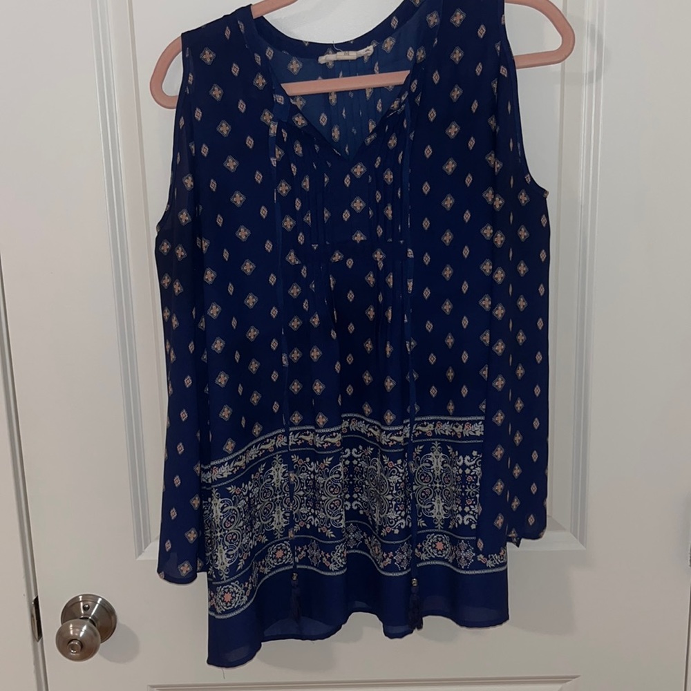 Ruff Hewn, Cold-Shoulder Blouse, Size M